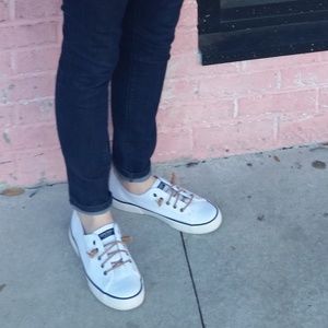 Sperry Topsider slip on white shoes